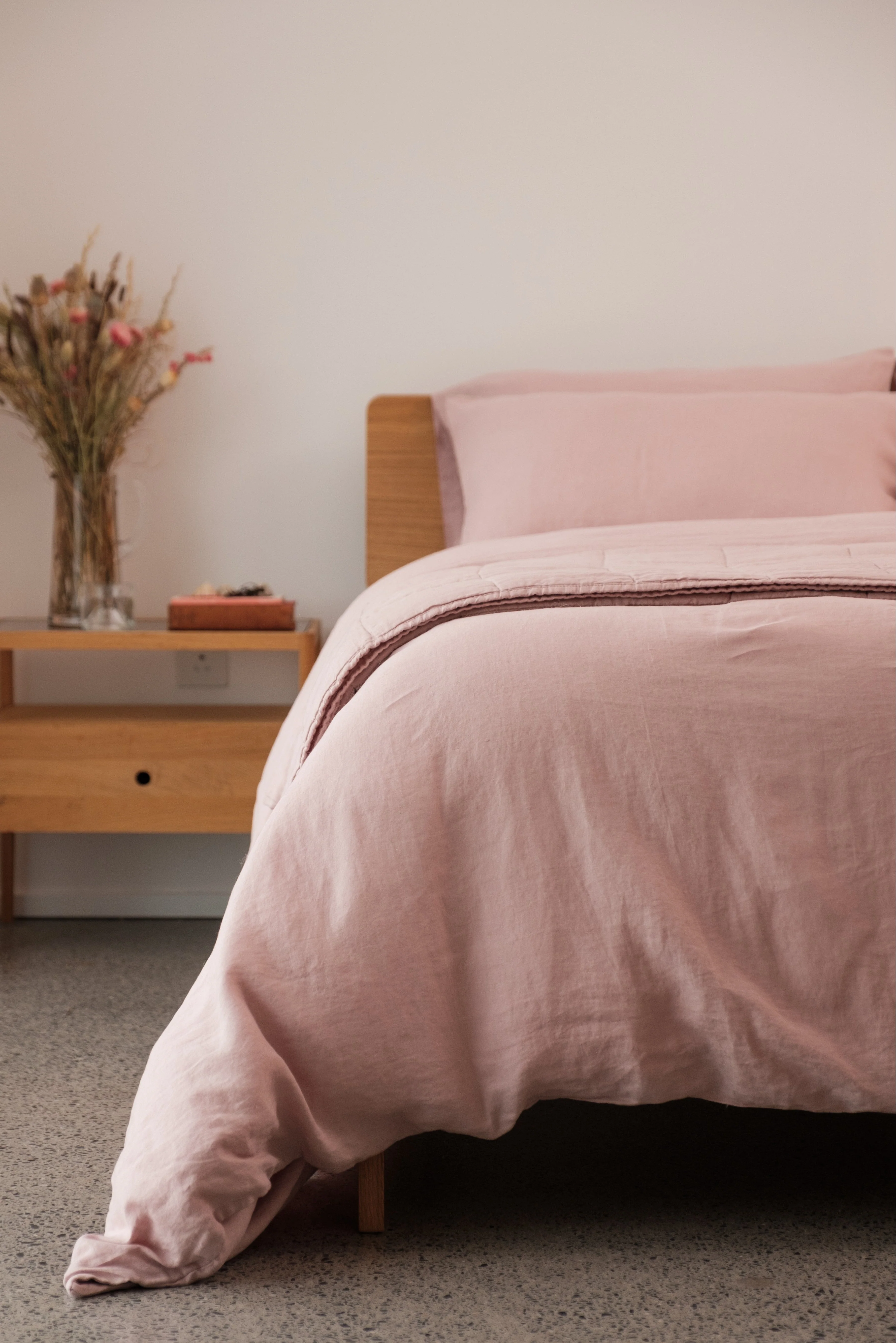 Foxford Blush Pure Linen Duvet Set
