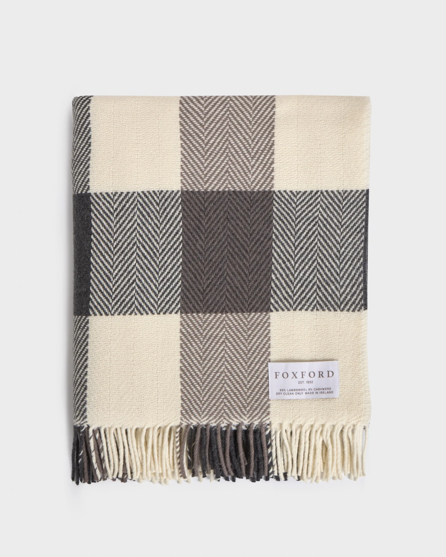 Foxford Caelan Cashmere and Lambswool Throw - Image 2
