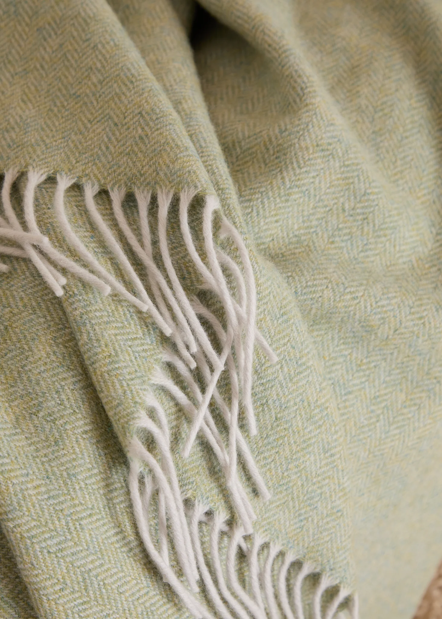 Foxford Dingle Lambswool Throw - Image 5