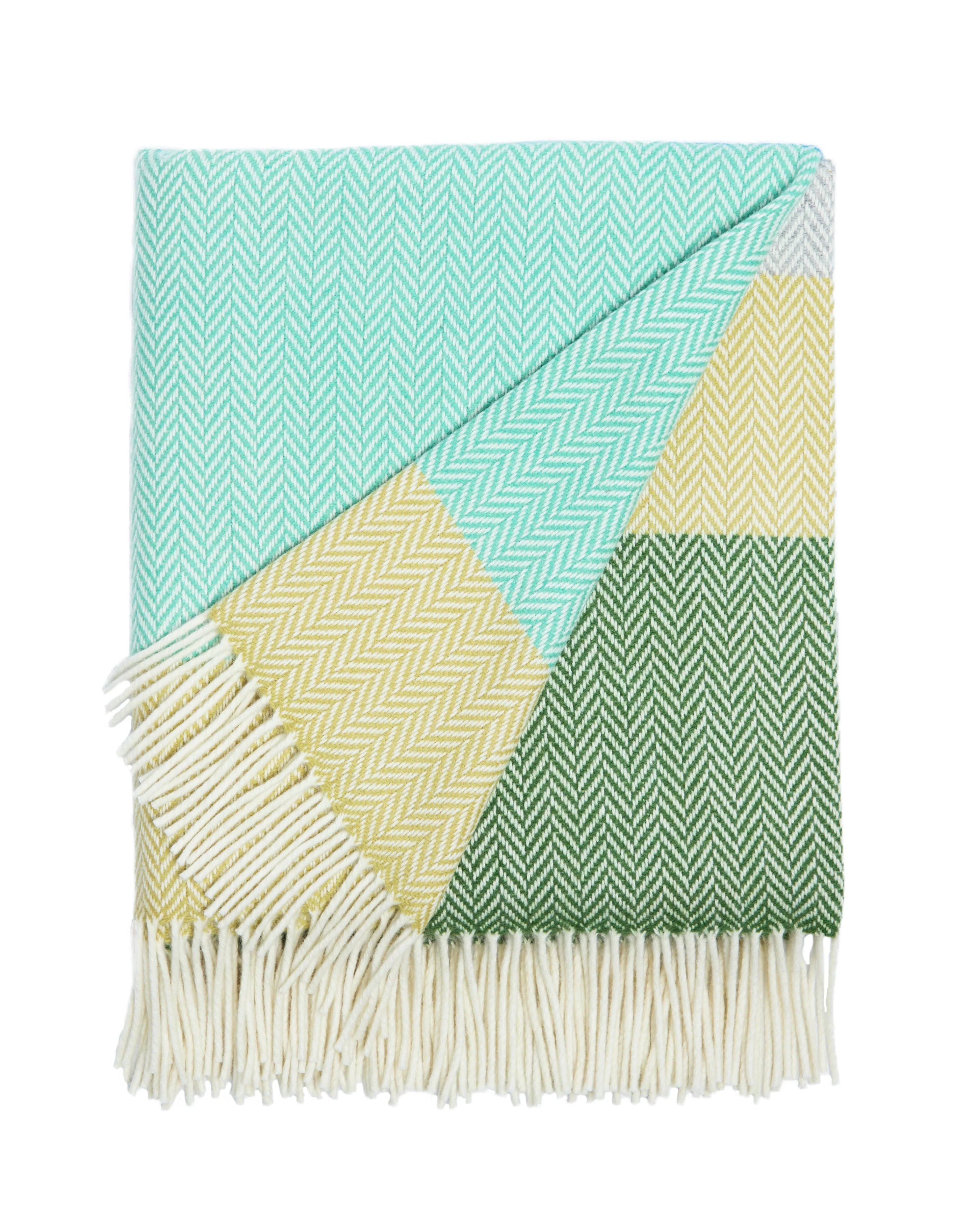 Foxford Garavogue Cashmere and Lambswool Throw - Image 2