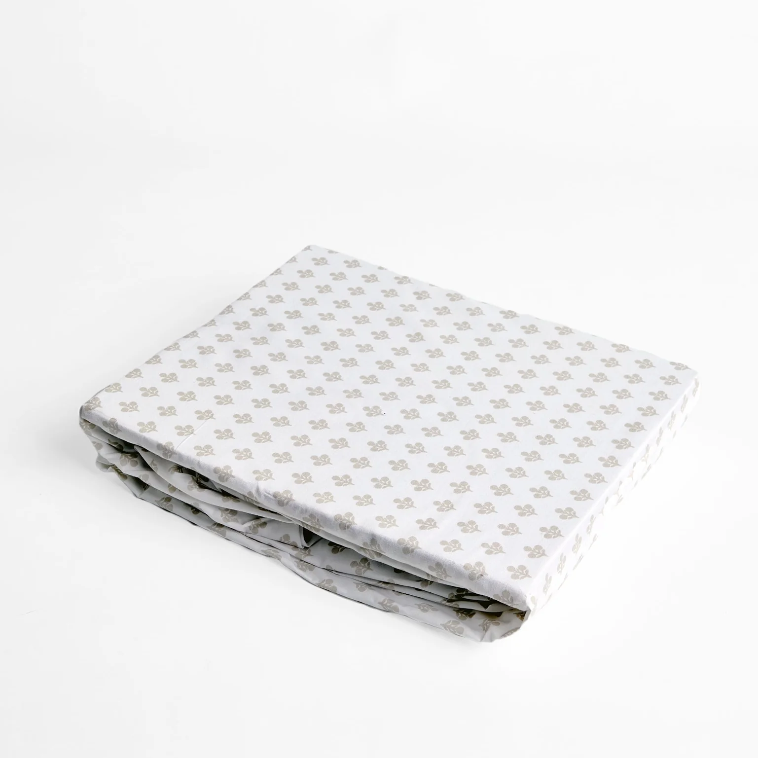 Foxford Mia Fitted Sheet - Image 3
