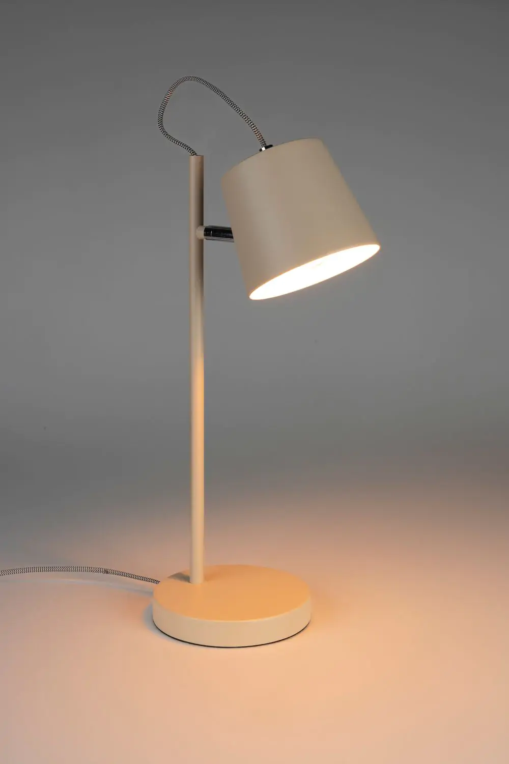Table Lamp Buckle Head Beige - Image 3