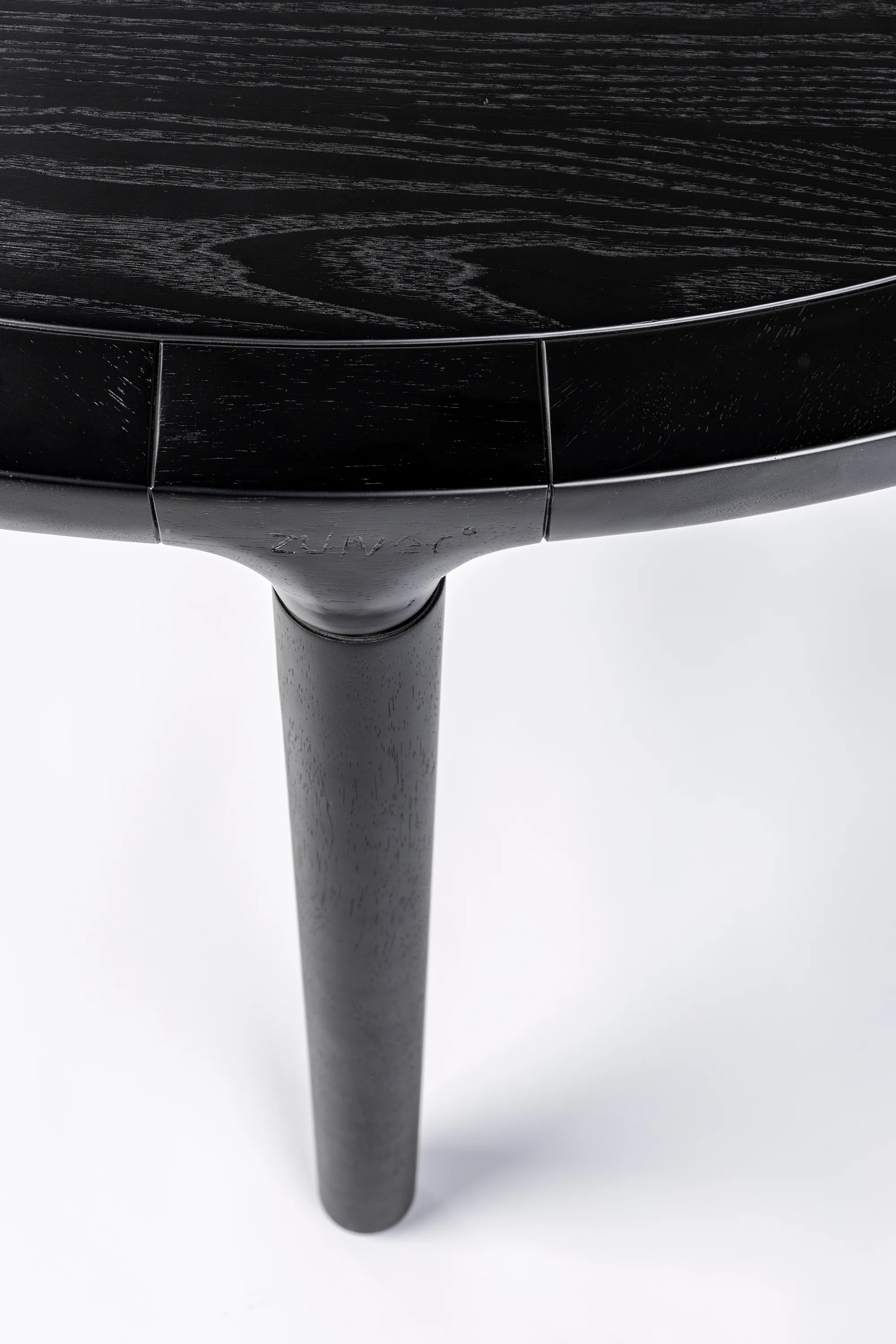 Table Storm Black Round - Image 4